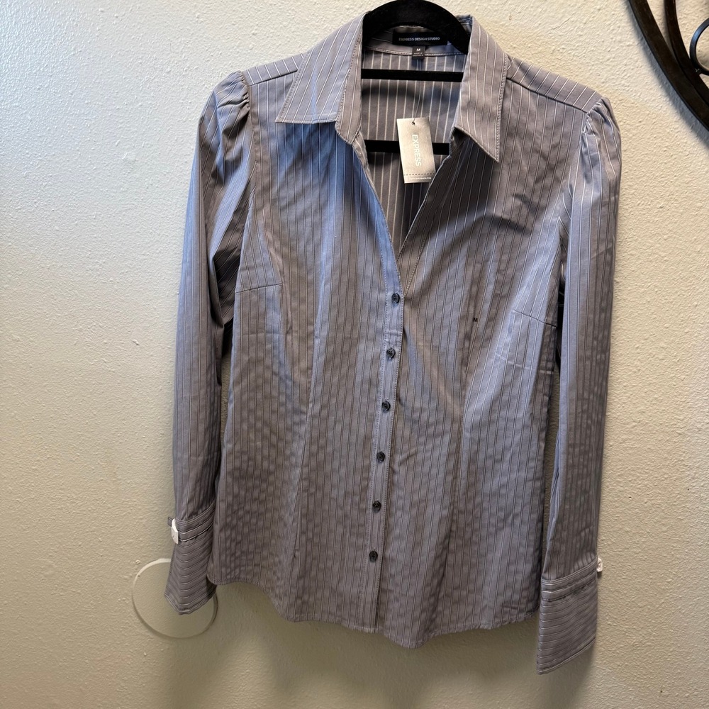 Express Design Studio womens Button Front Shirt G… - image 13